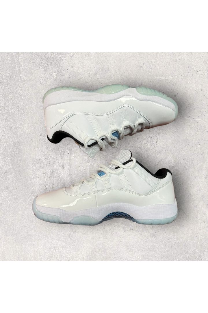 Jordan 11 Retro Low LEGEND BLUE