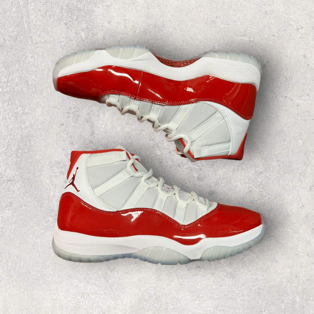 Jordan 11 Retro CHERRY (2022)