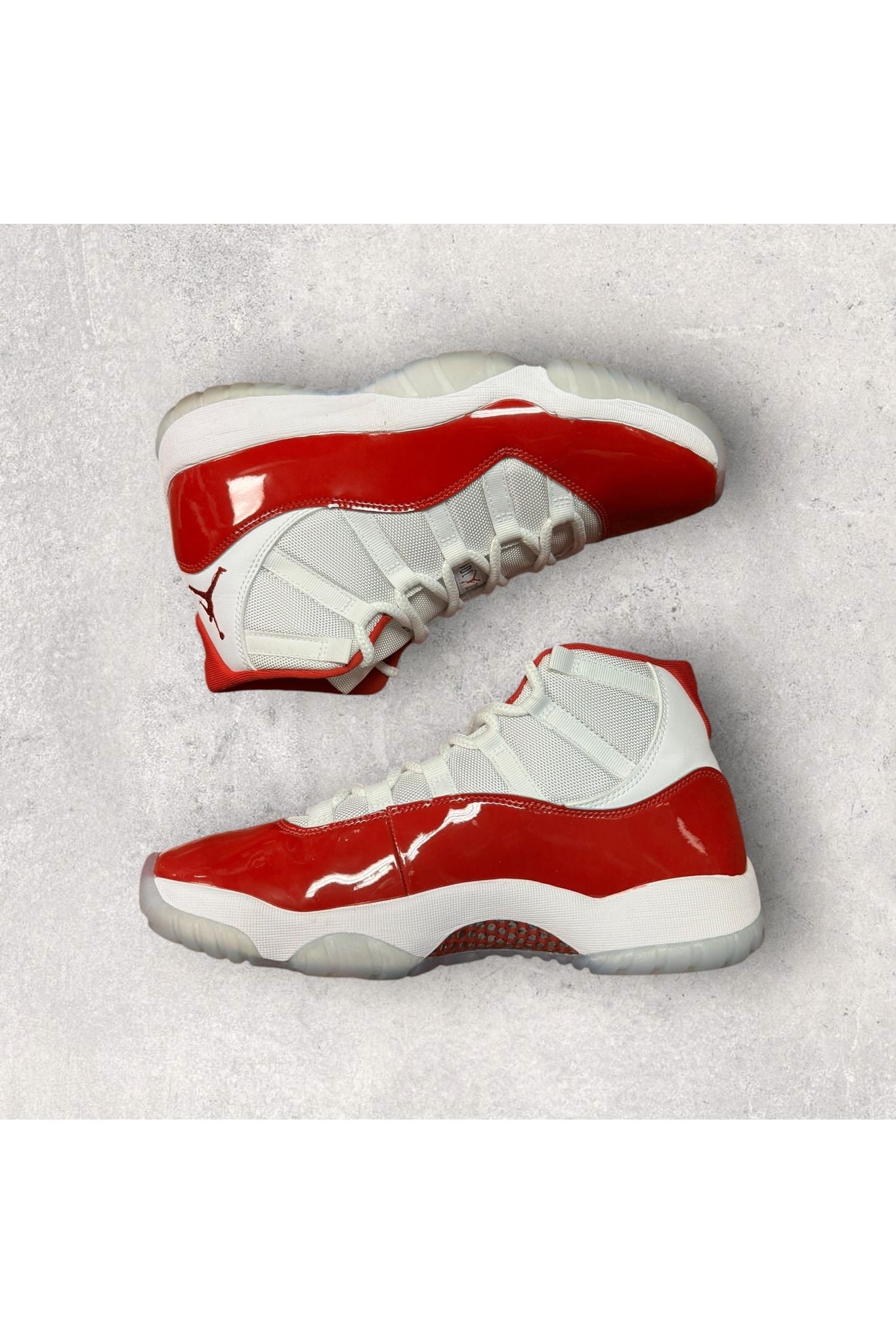 Jordan 11 Retro CHERRY (2022)