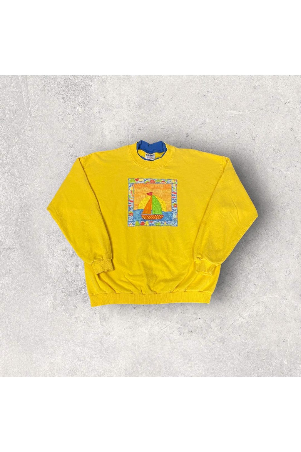 Vintage Gildan Embroidered Sailboat Crewneck- L