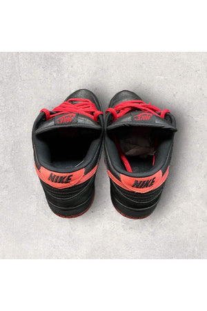 Nike SB Dunk Low VAMPS