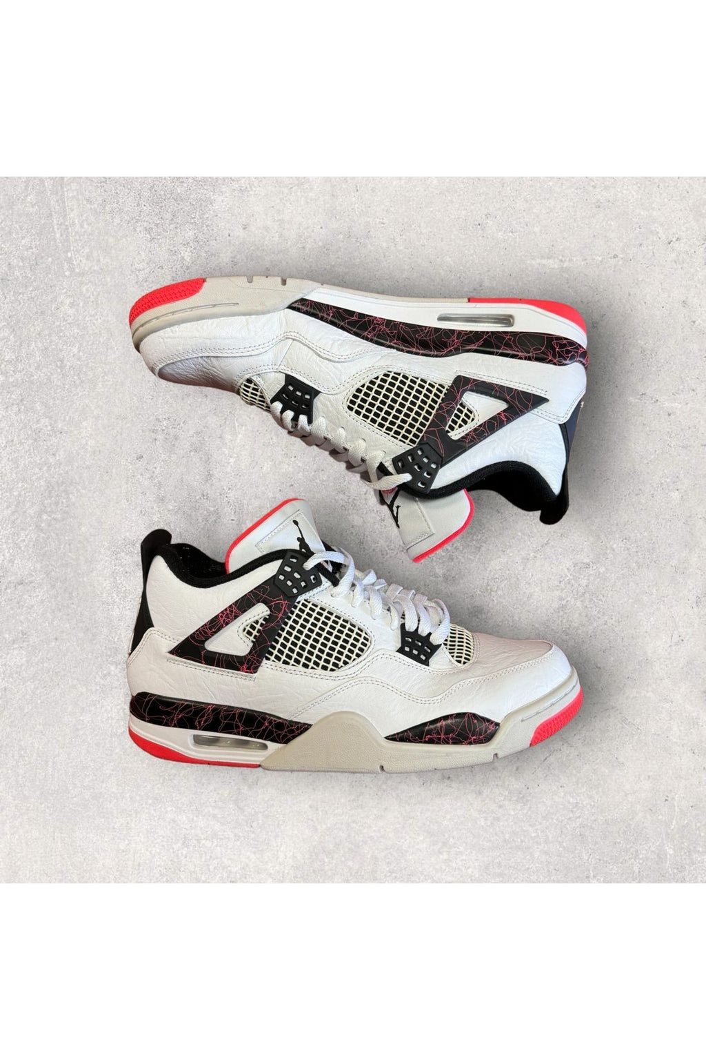 Jordan 4 Retro FLIGHT NOSTALGIA