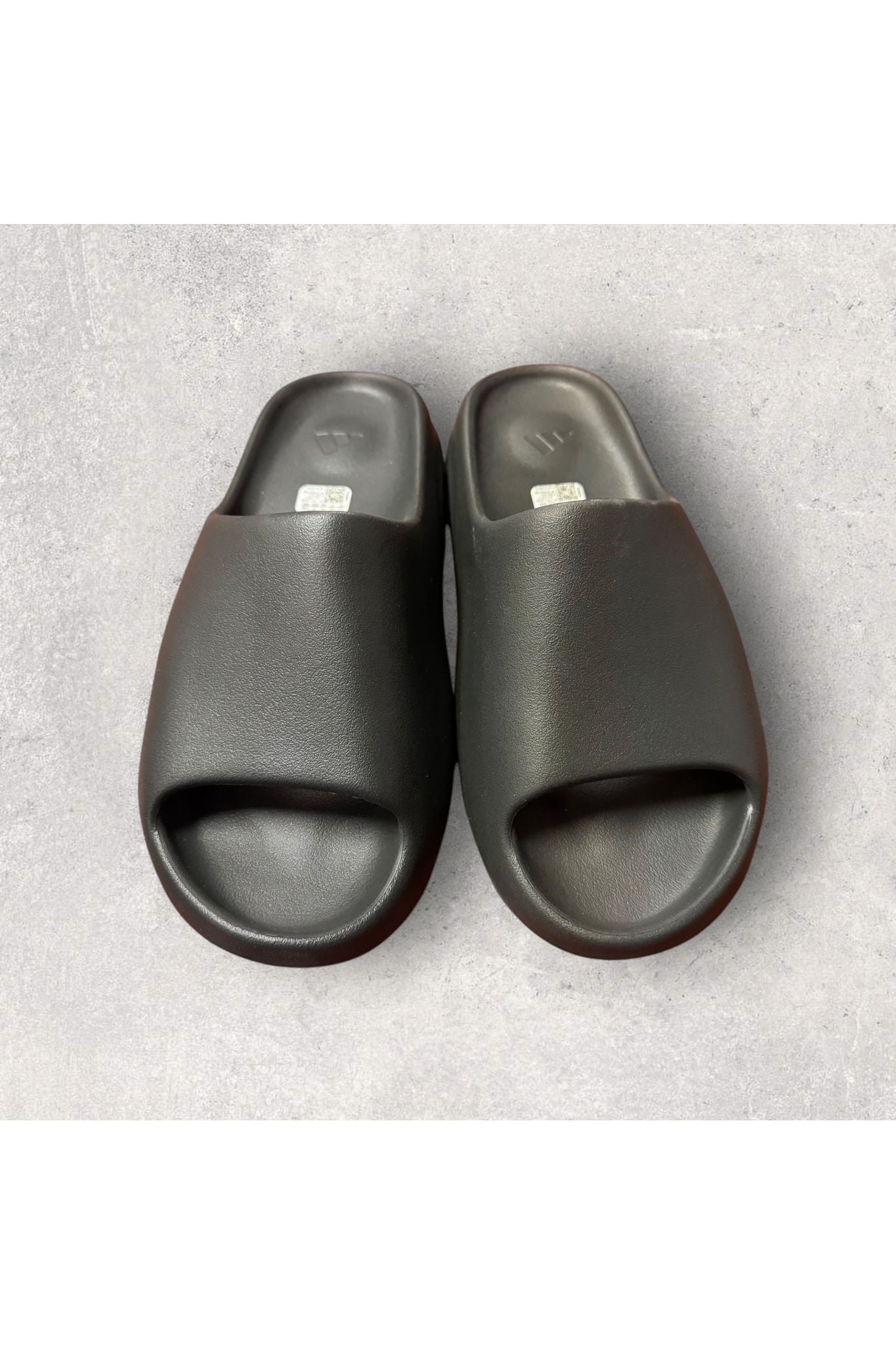 Adidas Yeezy Slide DARK ONYX